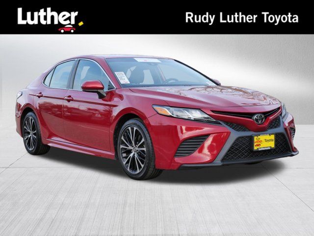 2019 Toyota Camry SE