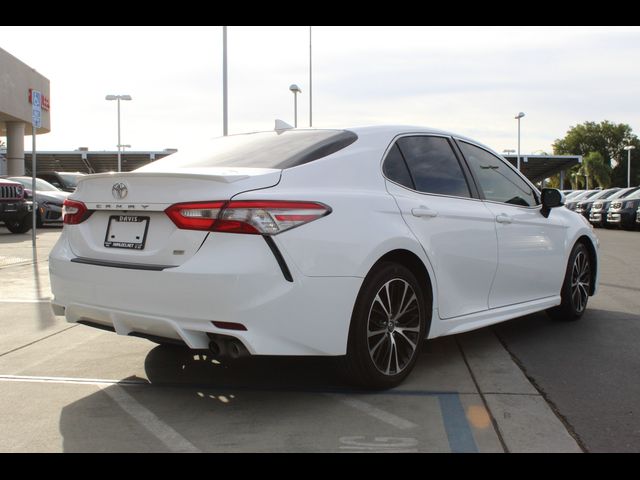 2019 Toyota Camry SE