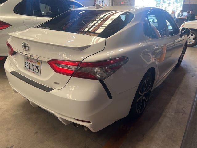 2019 Toyota Camry SE