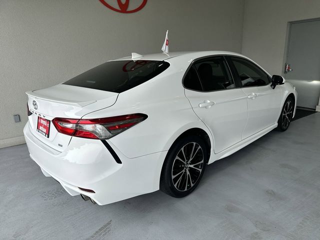 2019 Toyota Camry SE