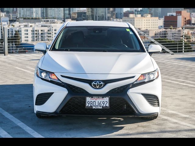 2019 Toyota Camry SE