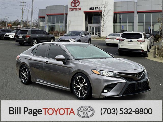 2019 Toyota Camry SE