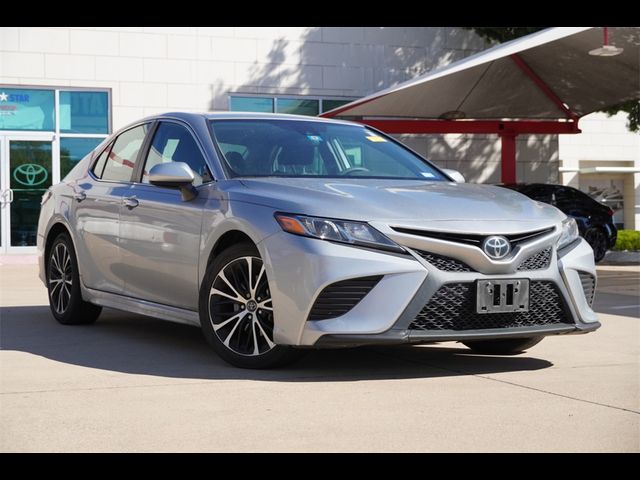 2019 Toyota Camry SE