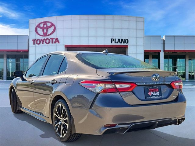 2019 Toyota Camry SE