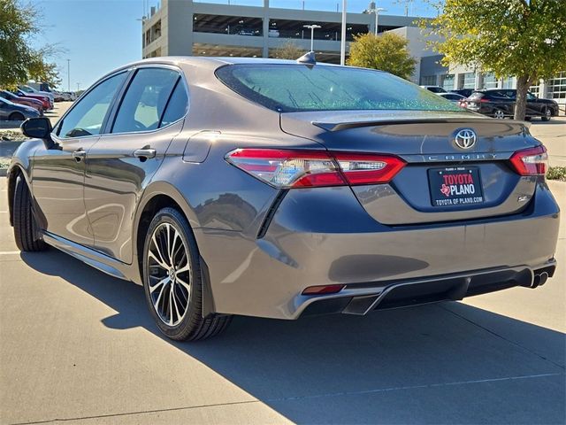 2019 Toyota Camry SE