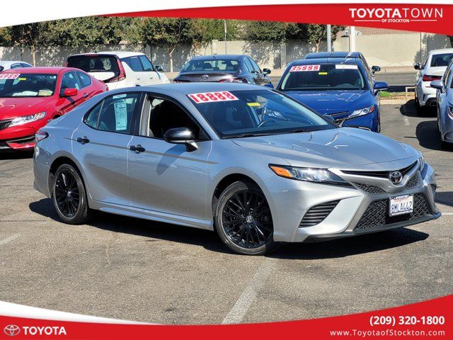 2019 Toyota Camry SE