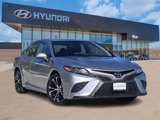 2019 Toyota Camry SE