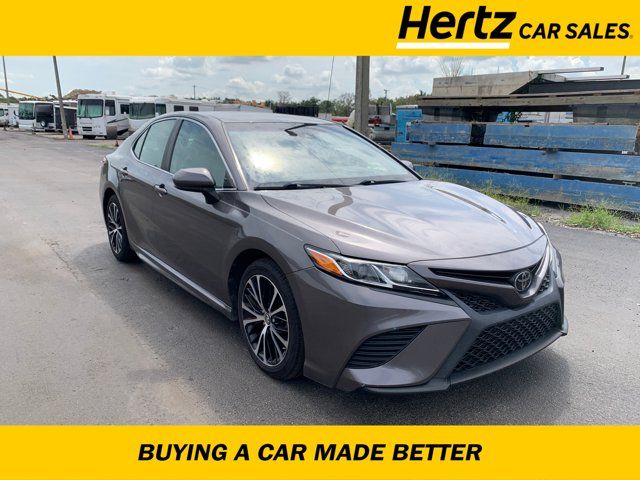 2019 Toyota Camry SE