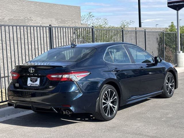 2019 Toyota Camry SE