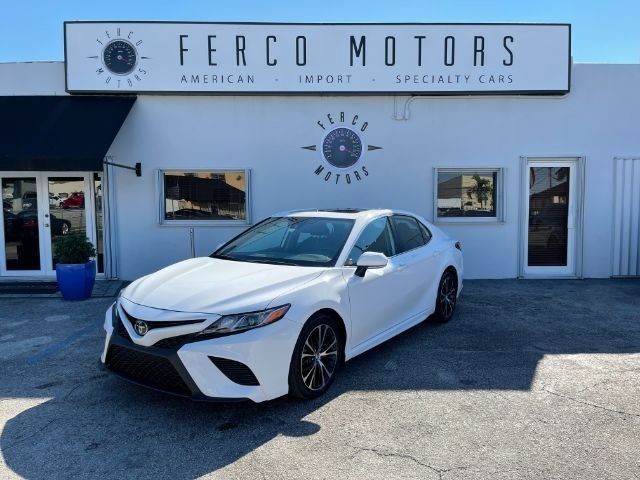 2019 Toyota Camry SE