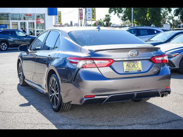 2019 Toyota Camry SE