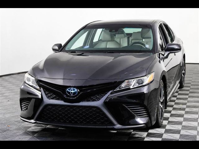 2019 Toyota Camry SE