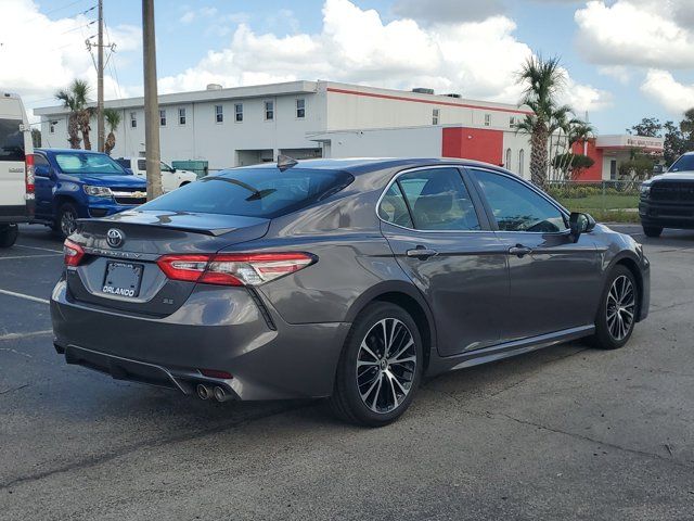 2019 Toyota Camry SE