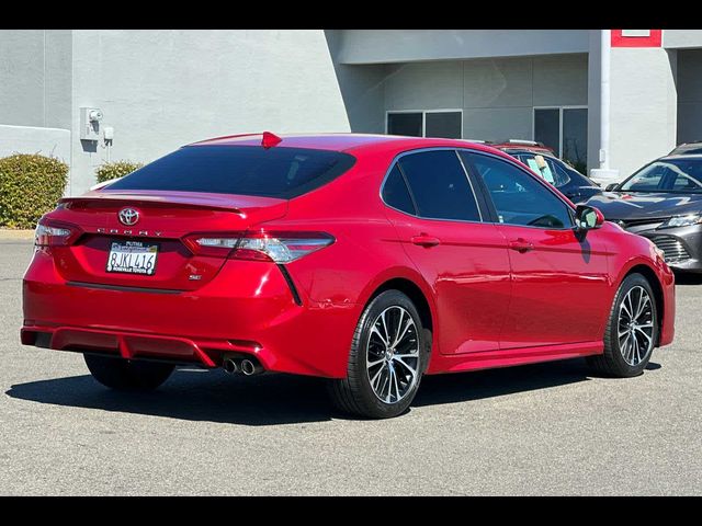 2019 Toyota Camry SE