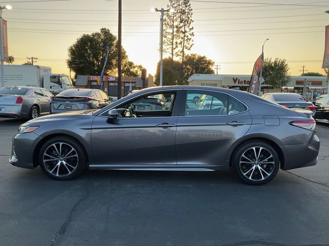 2019 Toyota Camry SE