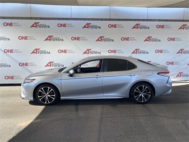 2019 Toyota Camry SE