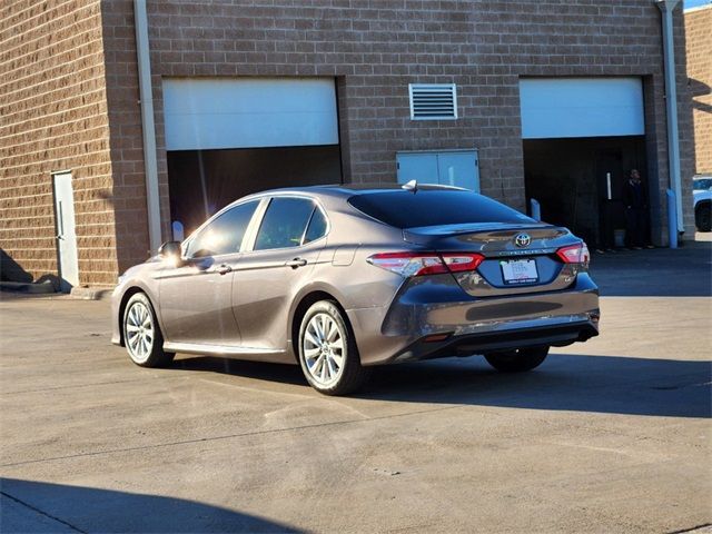 2019 Toyota Camry SE