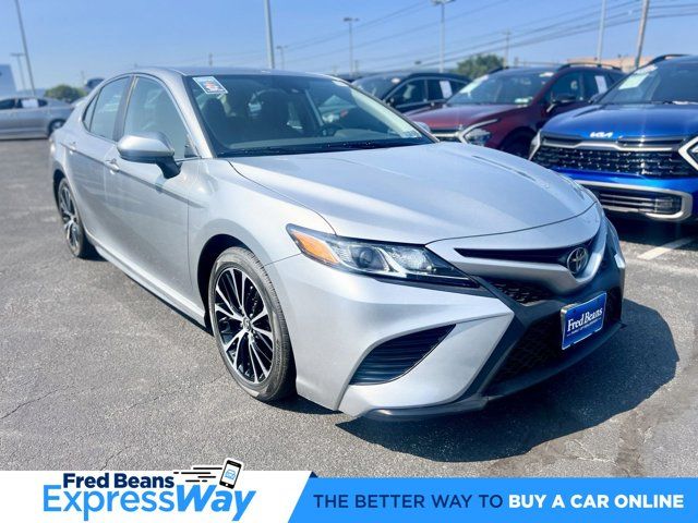 2019 Toyota Camry SE