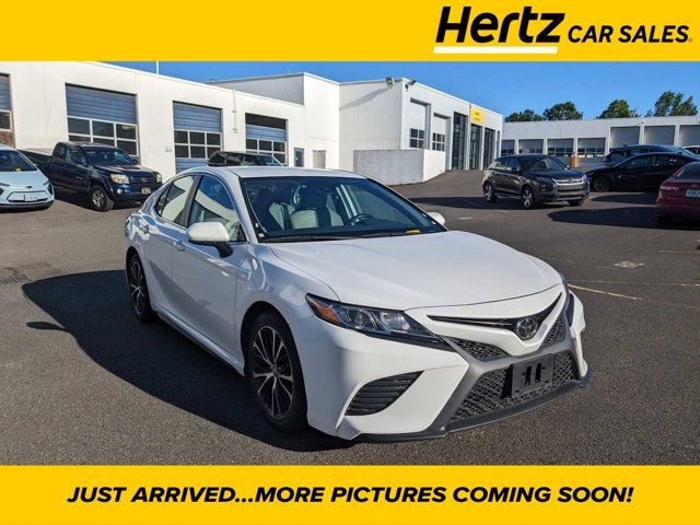 2019 Toyota Camry SE