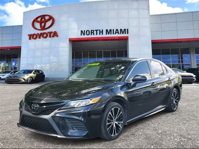 2019 Toyota Camry SE