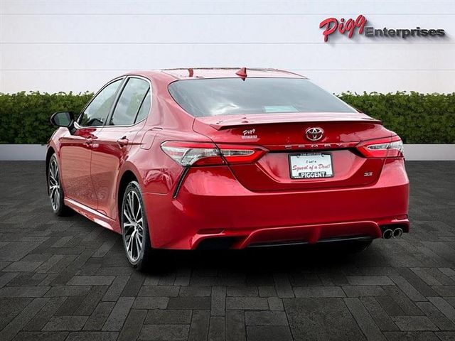 2019 Toyota Camry SE