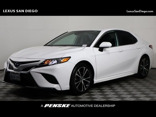 2019 Toyota Camry SE