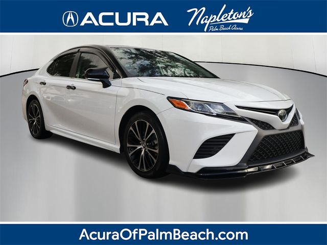 2019 Toyota Camry SE