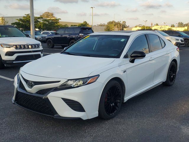 2019 Toyota Camry SE