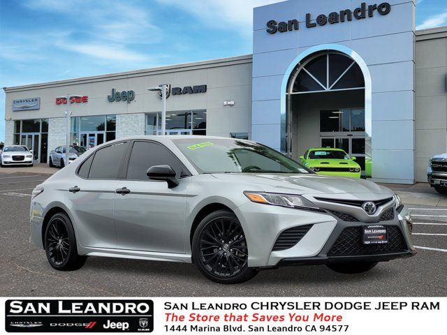 2019 Toyota Camry SE