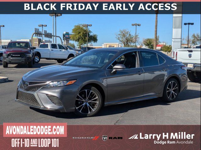 2019 Toyota Camry SE