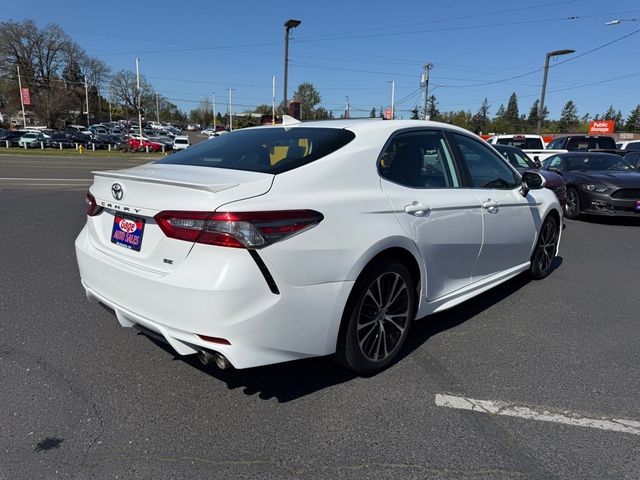 2019 Toyota Camry SE