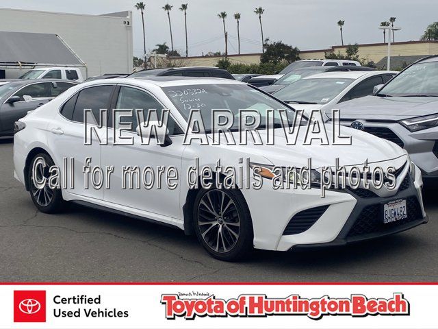 2019 Toyota Camry SE