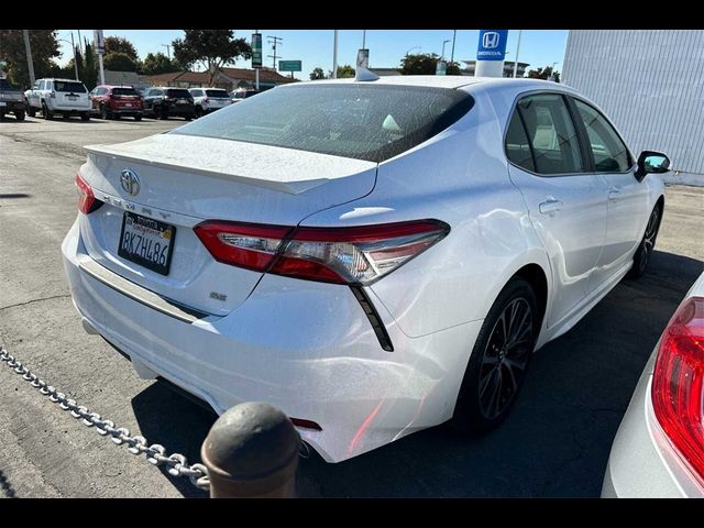 2019 Toyota Camry SE