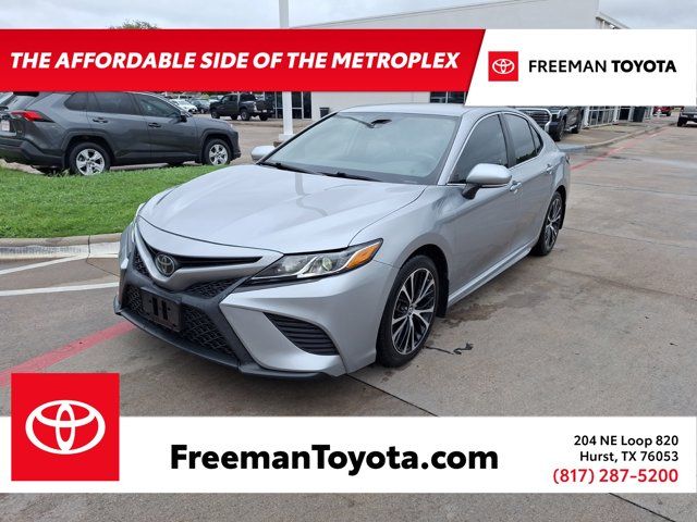 2019 Toyota Camry SE