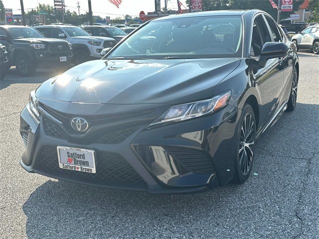 2019 Toyota Camry SE