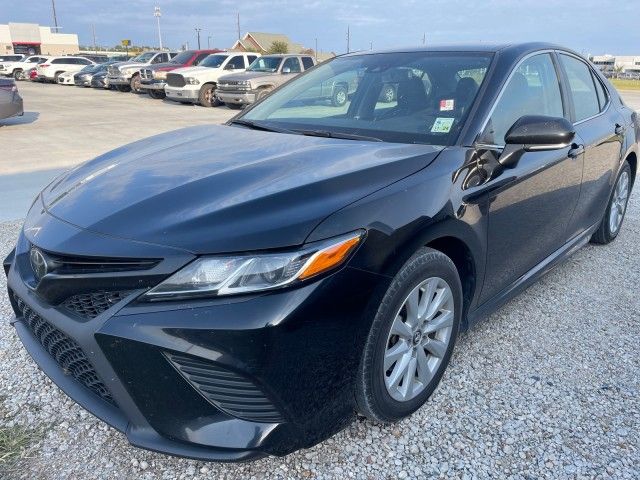 2019 Toyota Camry SE