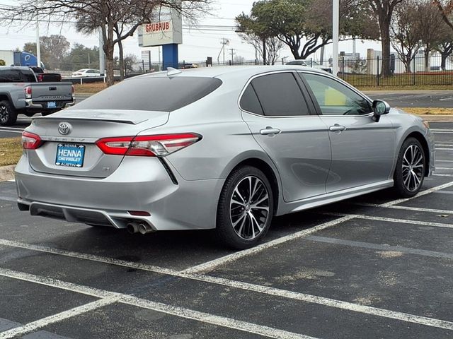 2019 Toyota Camry SE