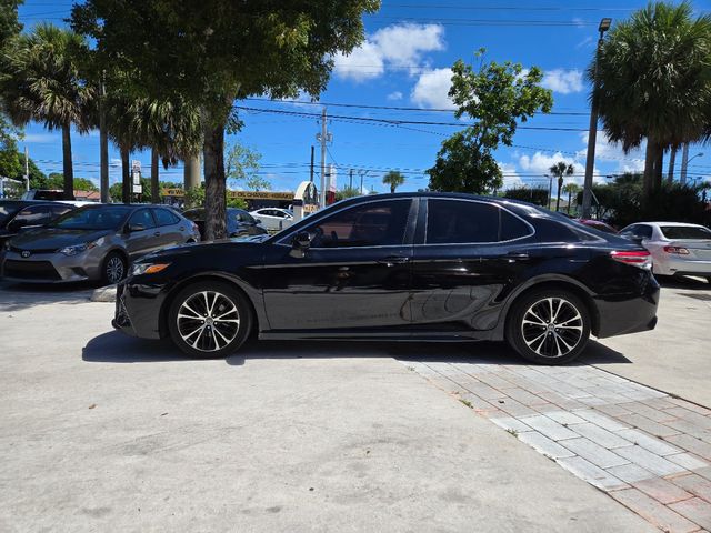 2019 Toyota Camry SE