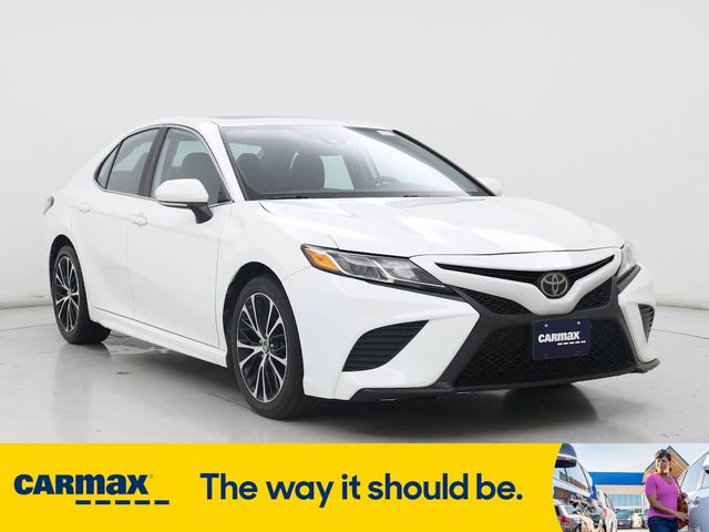 2019 Toyota Camry SE