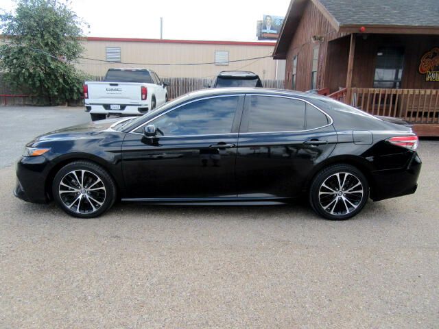 2019 Toyota Camry SE