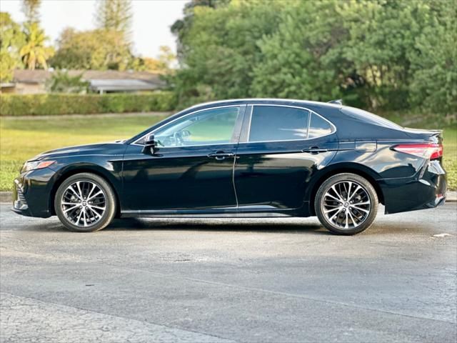 2019 Toyota Camry SE