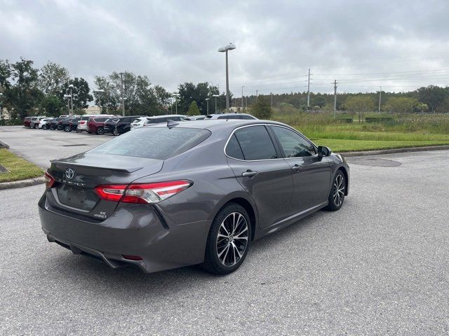 2019 Toyota Camry Hybrid SE