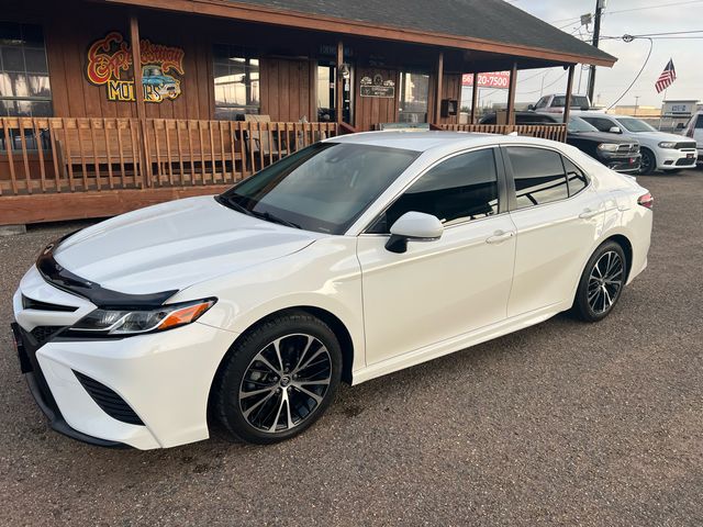 2019 Toyota Camry SE