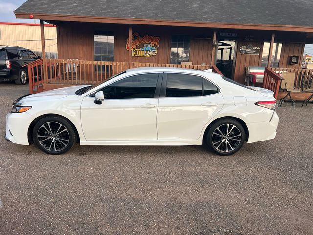 2019 Toyota Camry SE