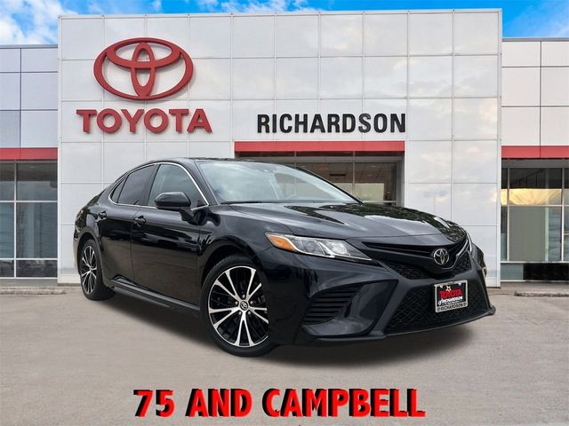 2019 Toyota Camry SE