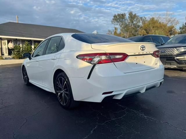 2019 Toyota Camry SE