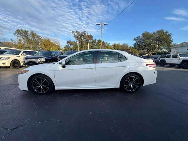 2019 Toyota Camry SE