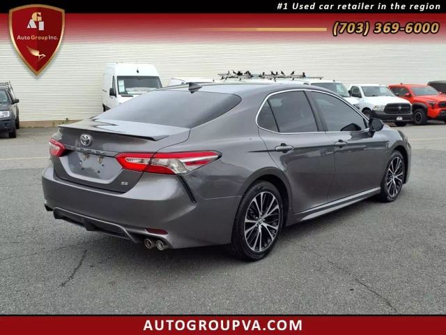 2019 Toyota Camry SE
