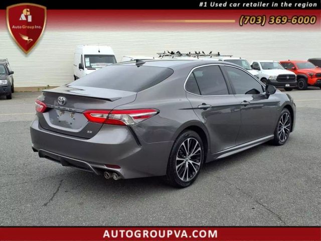 2019 Toyota Camry SE