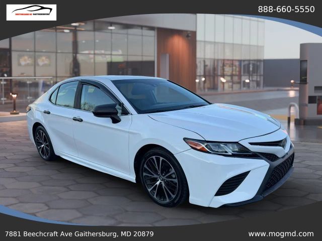 2019 Toyota Camry SE